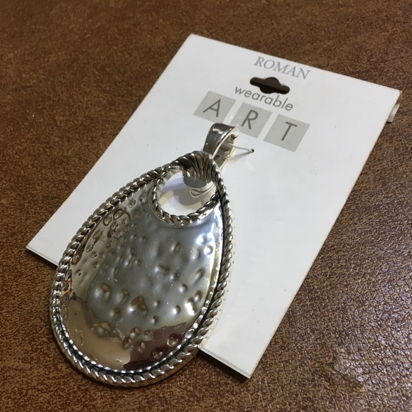 Large magnetic silver pendant - Picture 3 of 8